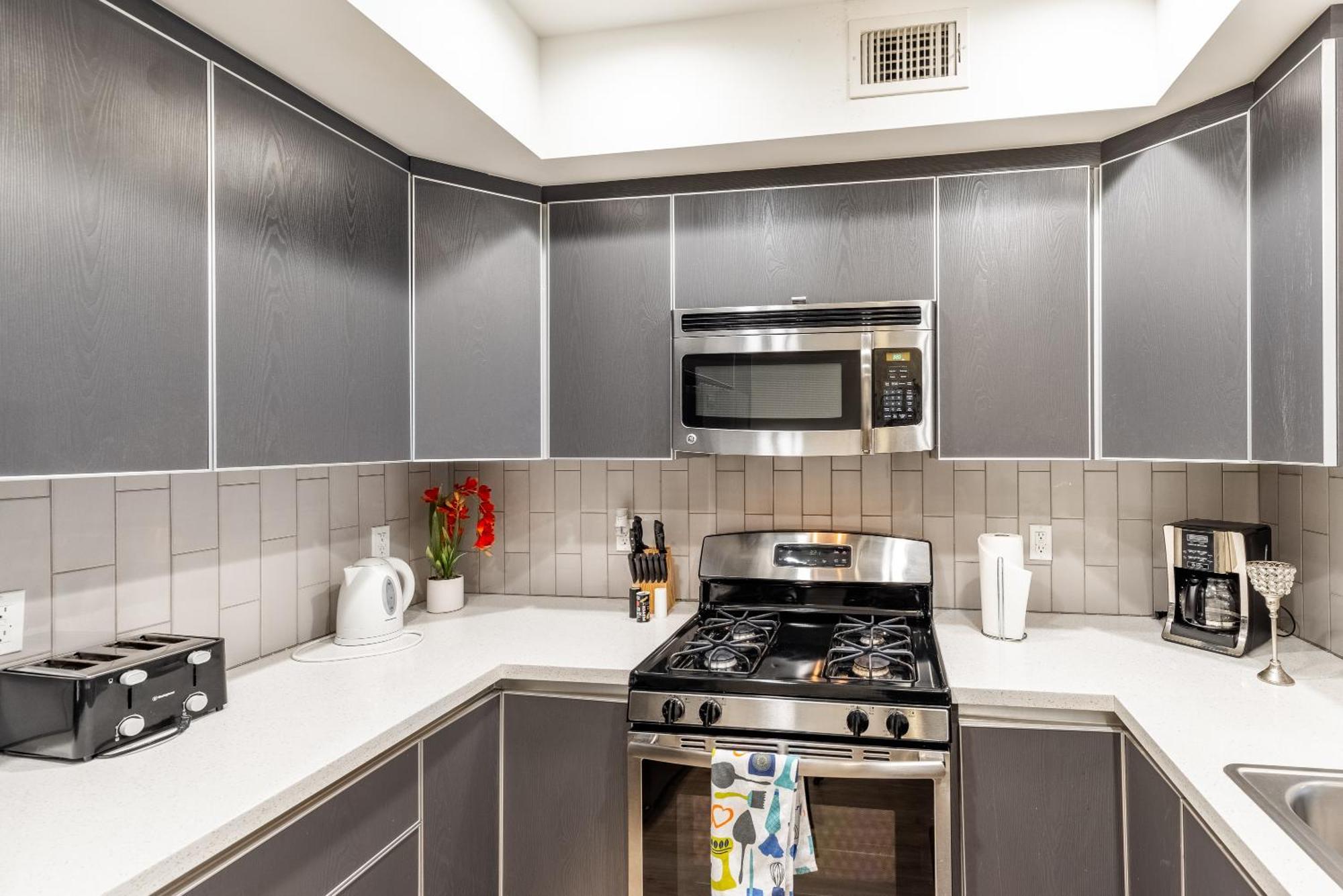 Appart hôtel Hollywood Furnished *